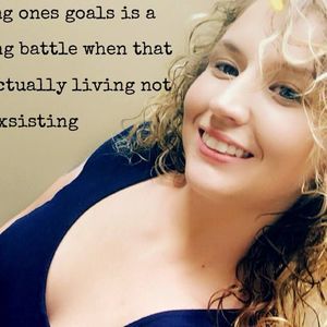 Meet your Posher, Sara nicole